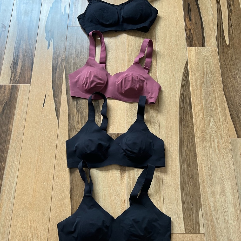 Lot of 4 Knox seamless bras